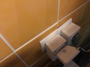 LED-Wandschrank-Beleuchtung mit Türkontakt