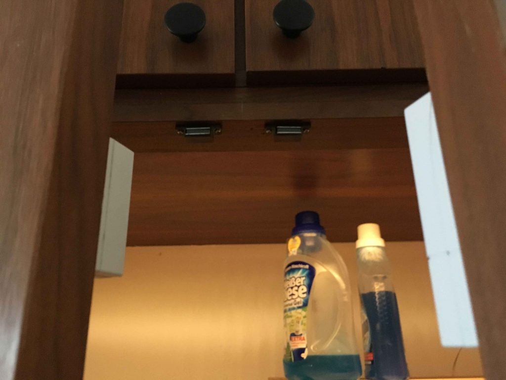 LED Wandschrankbeleuchtung mit Fensterkontakt Homematic AVM DECT