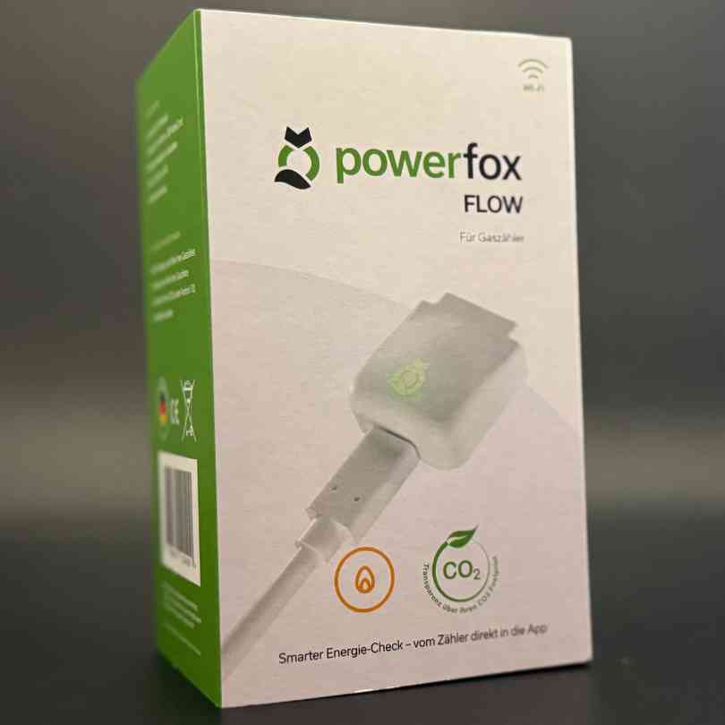 Der verpackte powerfox FLOW mit relevanten Informationen zu seinen Funktionen