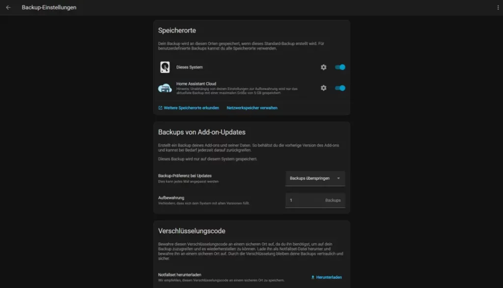 Screenshot der Backup-Einstellungen in einem Software-System, der Optionen zur Auswahl von Speicherorten, einschließlich "Dieses System" und "Home Assistant Cloud", anzeigt. Es sind auch Informationen zu Backups von Add-ons und Updates sowie eine Option zur Festlegung der Anzahl der Backups erkennbar, zusammen mit Eingabefeldern für einen Verschlüsselungscode und weiteren Instantiationseinstellungen.