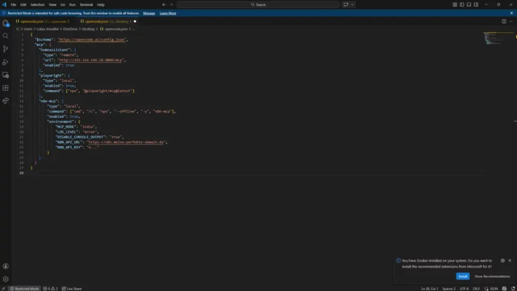 Code-Ausschnitt in einer Programmierumgebung, der JSON-Datenstrukturen zeigt; sie enthält Attribute wie "name", "type" und "value", die häufig in Webentwicklung und API-Integration verwendet werden.