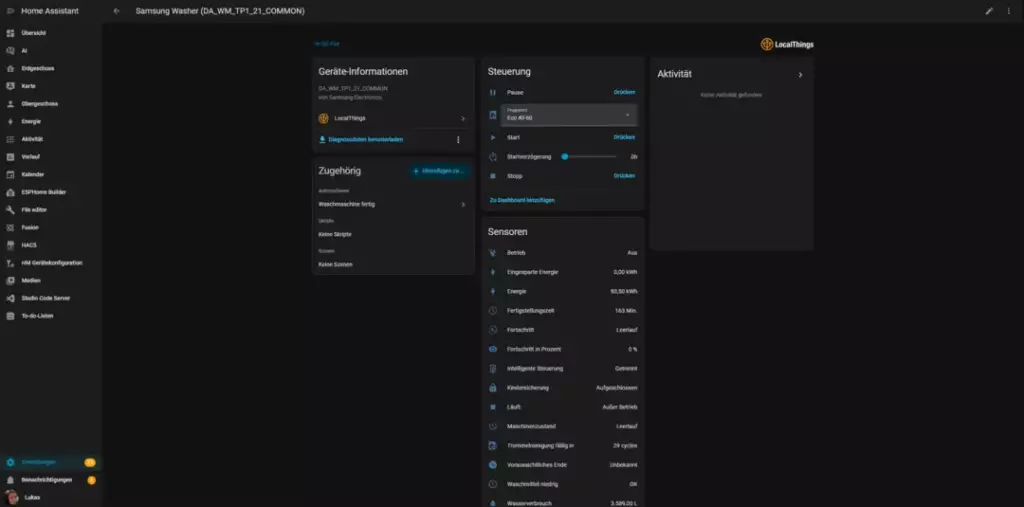 Screenshot der Benutzeroberfläche von Home Assistant mit Informationen zu einem Samsung-Patcher, einschließlich Geräteinformationen, Steuerungseinstellungen, Zugehörigkeit zu einem Netzwerk, verschiedenen Sensoren und einer Hinweisbox auf der rechten Seite.